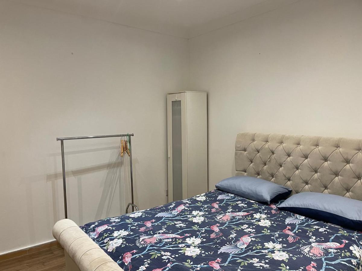 Private Room- Direct Travel Central/ Heathrow London Eksteriør billede